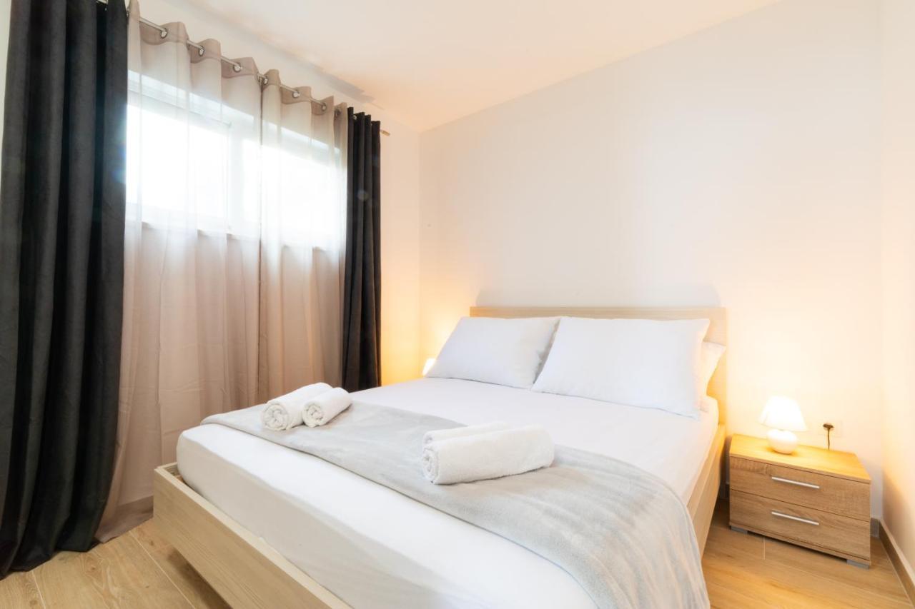 Vila Apartments Marina Blato  エクステリア 写真